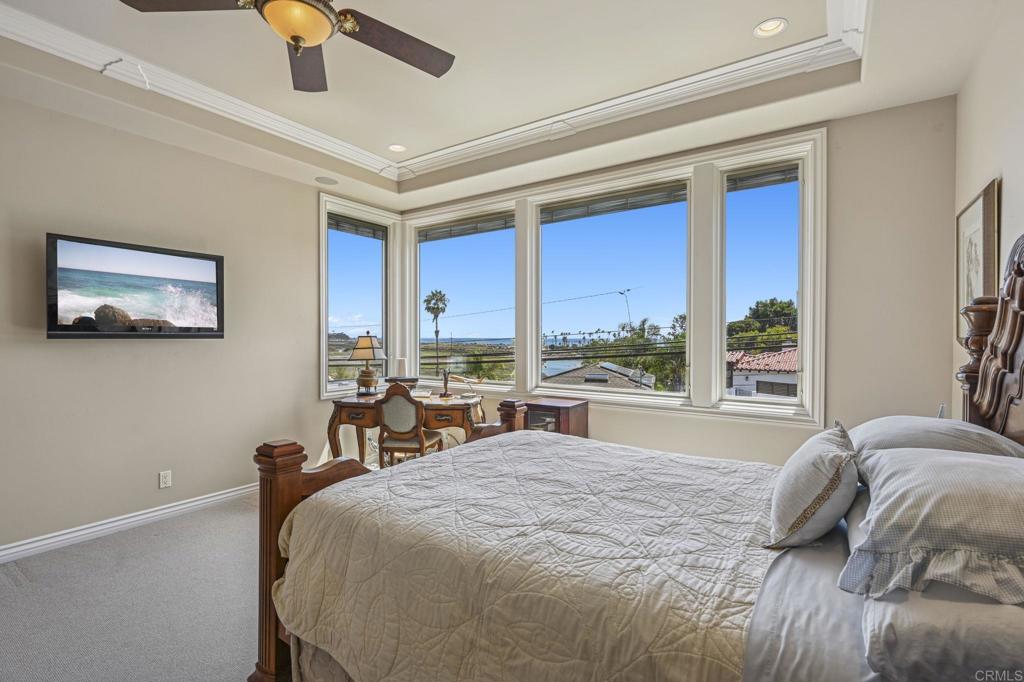 2542 Manchester Avenue