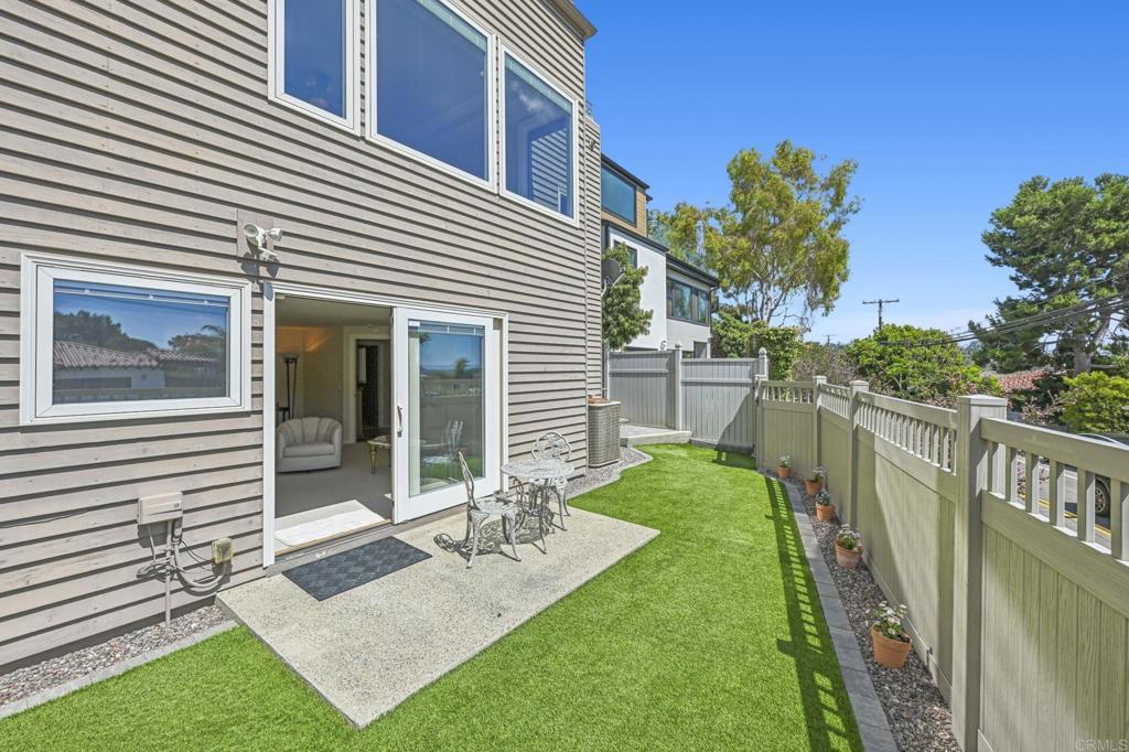 2542 Manchester Avenue