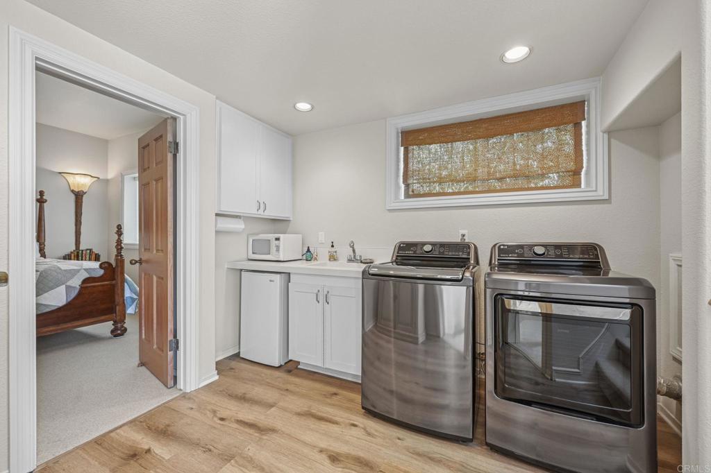 2542 Manchester Avenue