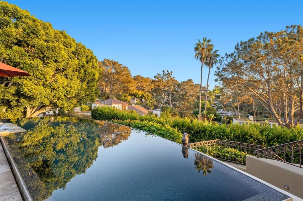 271 Ocean View Avenue