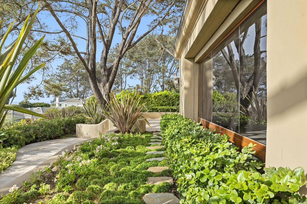 271 Ocean View Avenue