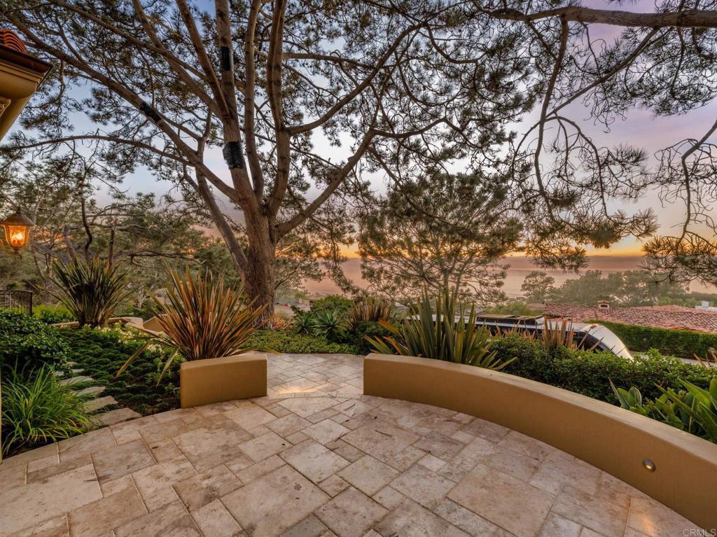 271 Ocean View Avenue