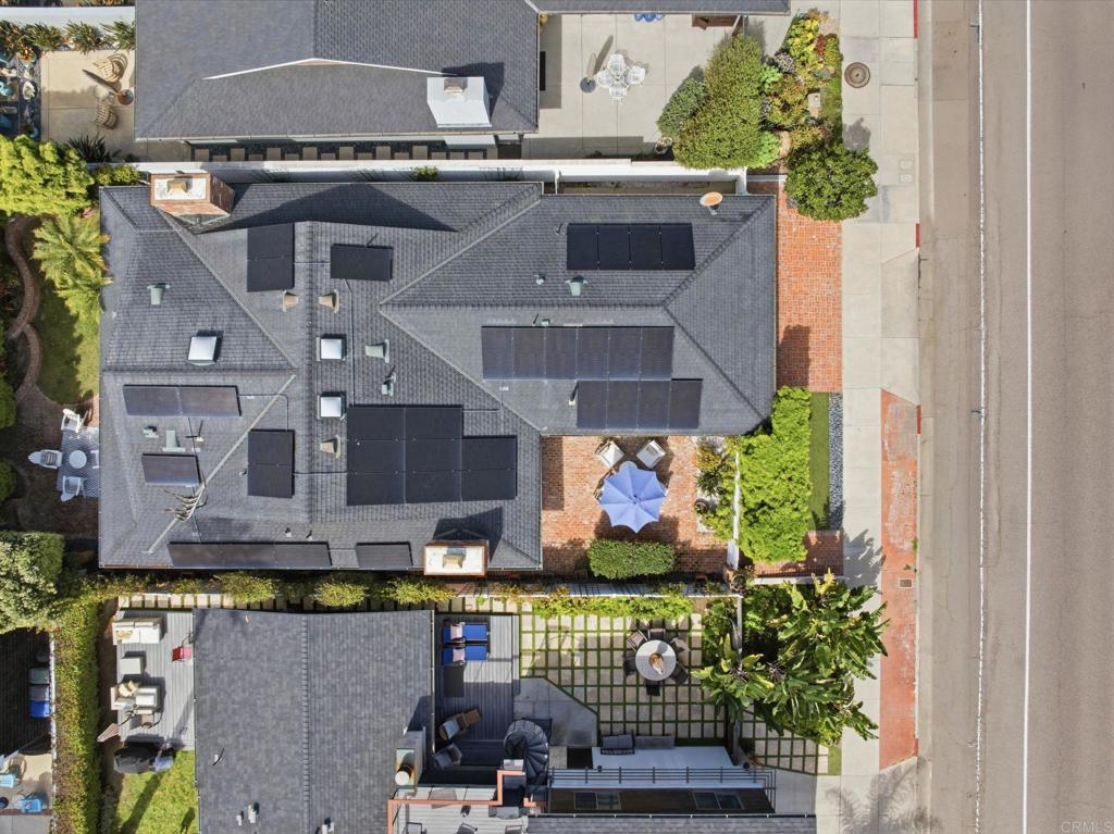 1820 Coast Boulevard