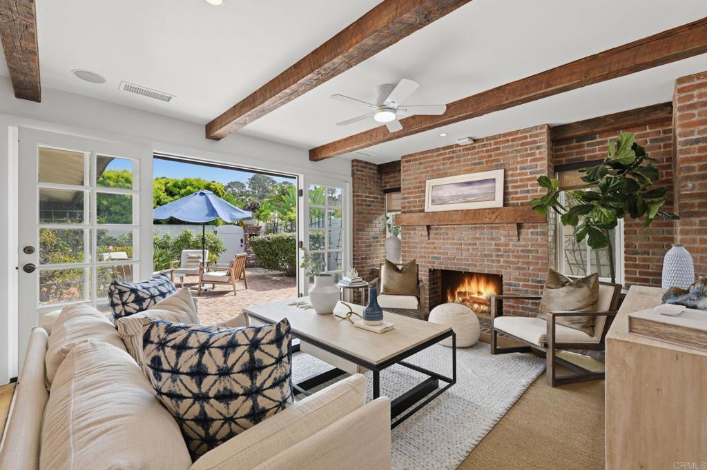 1820 Coast Boulevard