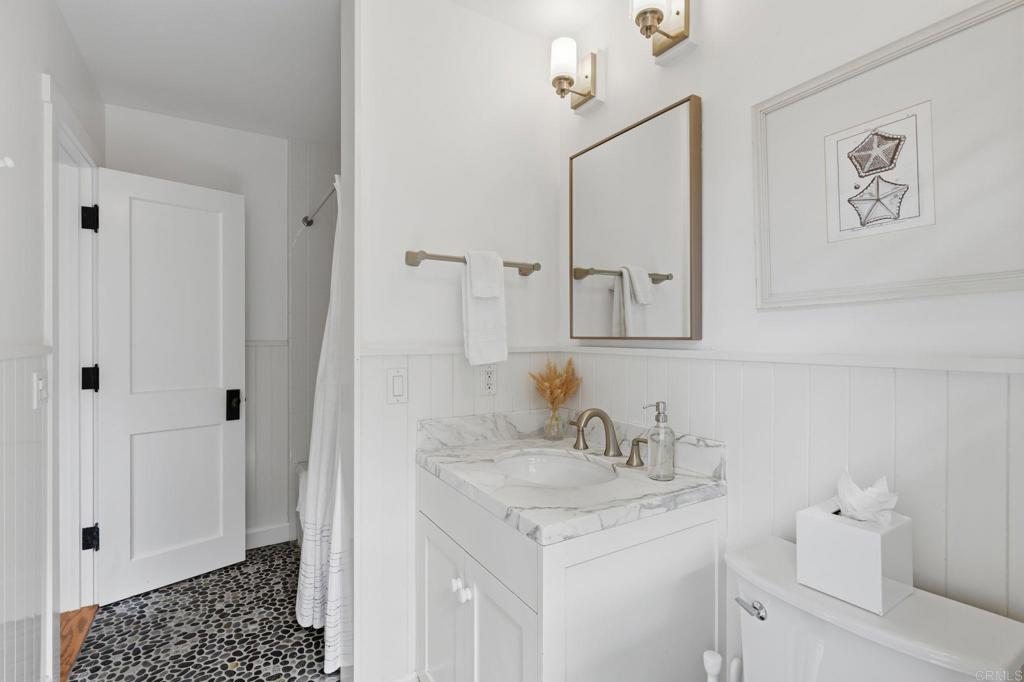 1820 Coast Boulevard