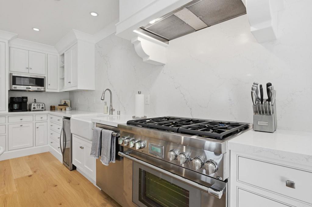 1820 Coast Boulevard