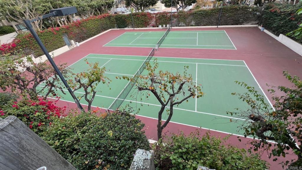 561 S Sierra Avenue 34