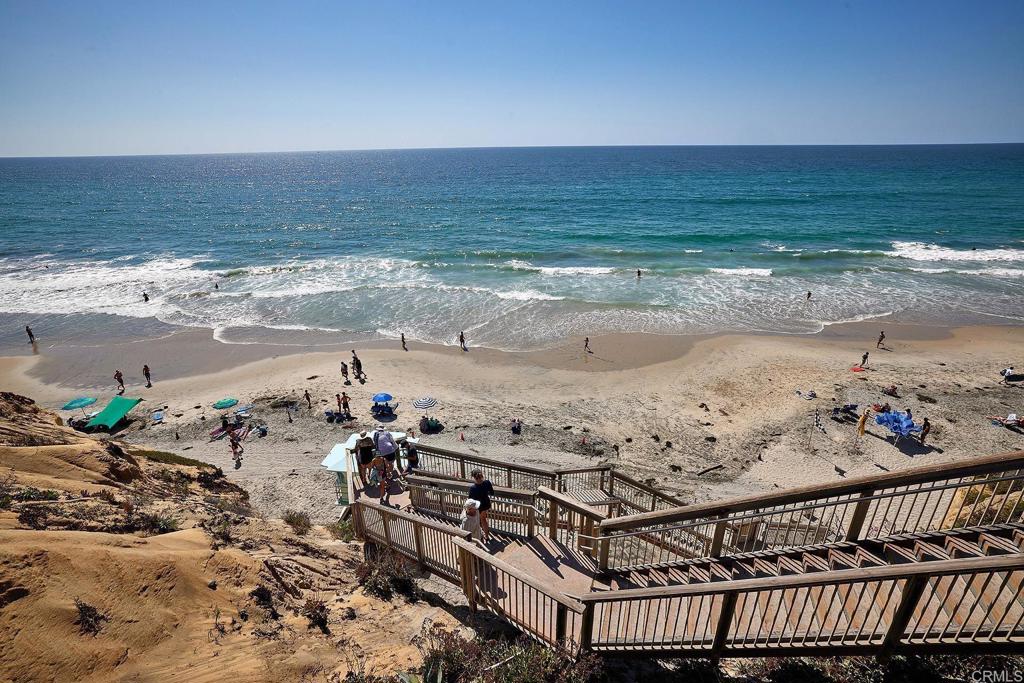 561 S Sierra Avenue 34