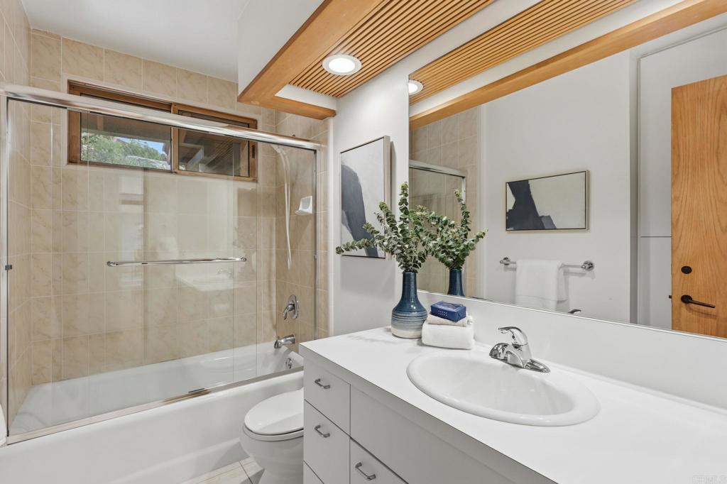 4711 Gabriel Way
