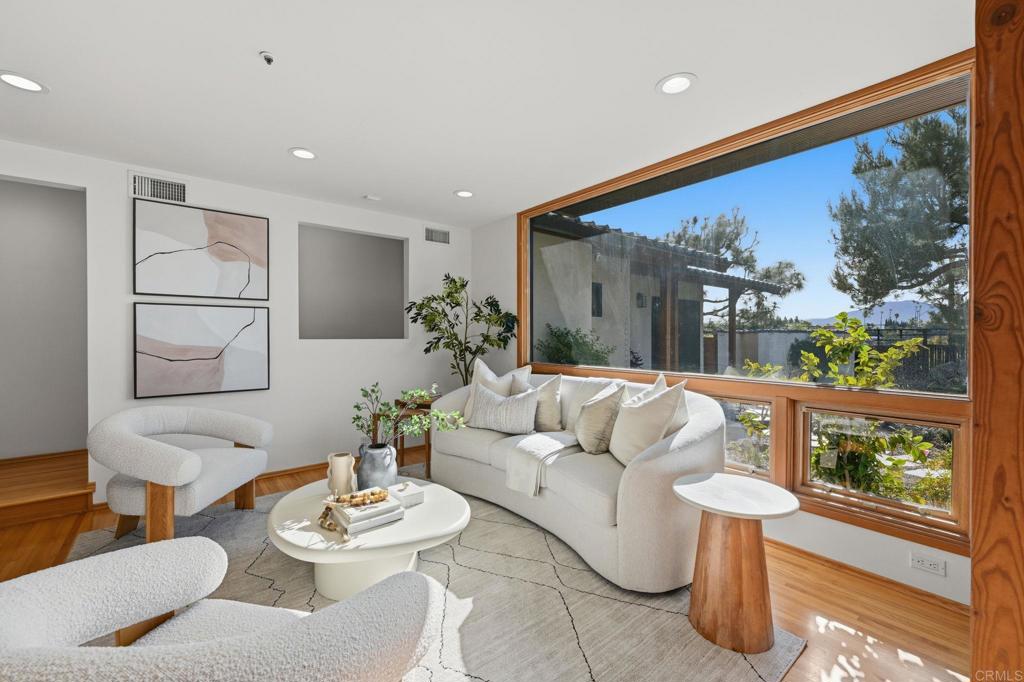 4711 Gabriel Way