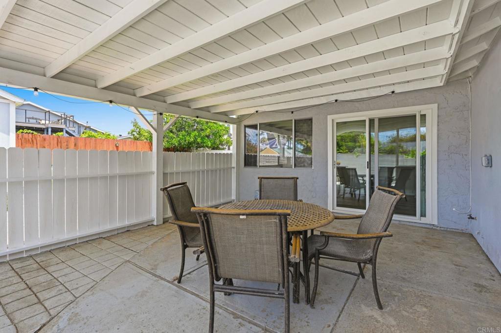 2202 Greenbrier Drive