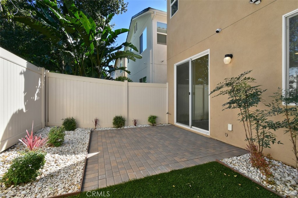 15163 W Rachel