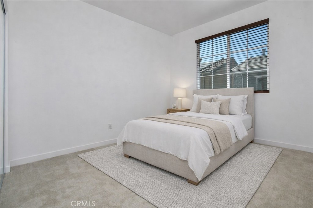15163 W Rachel