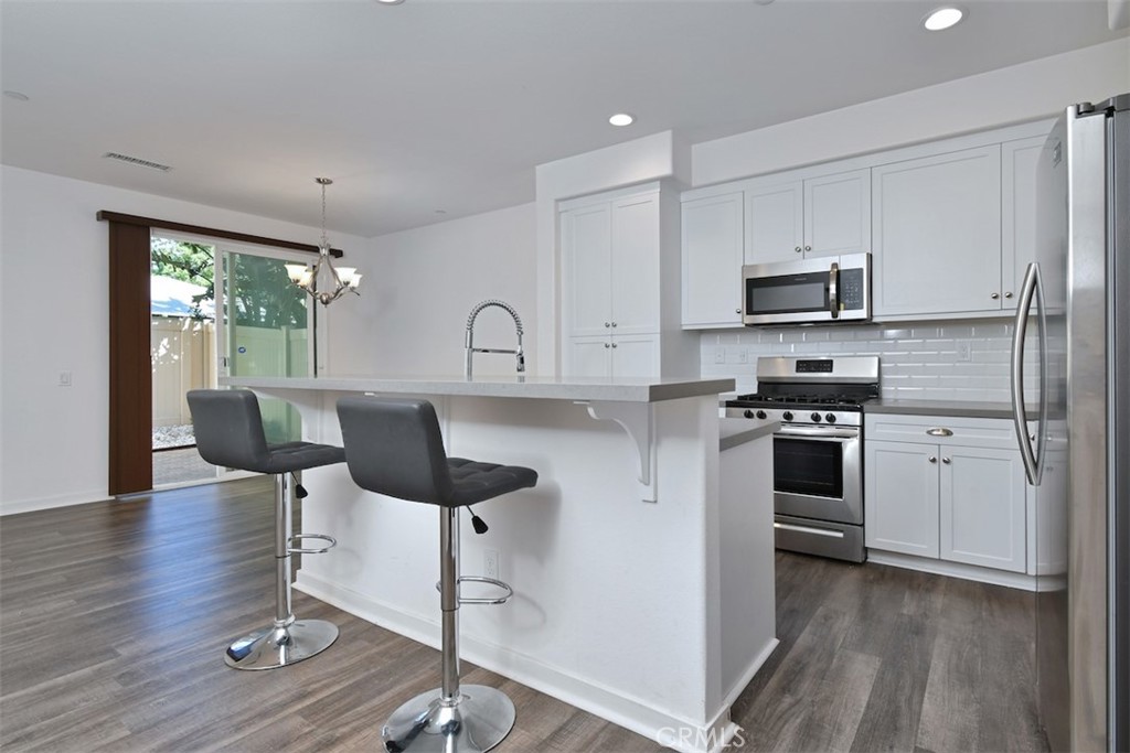 15163 W Rachel