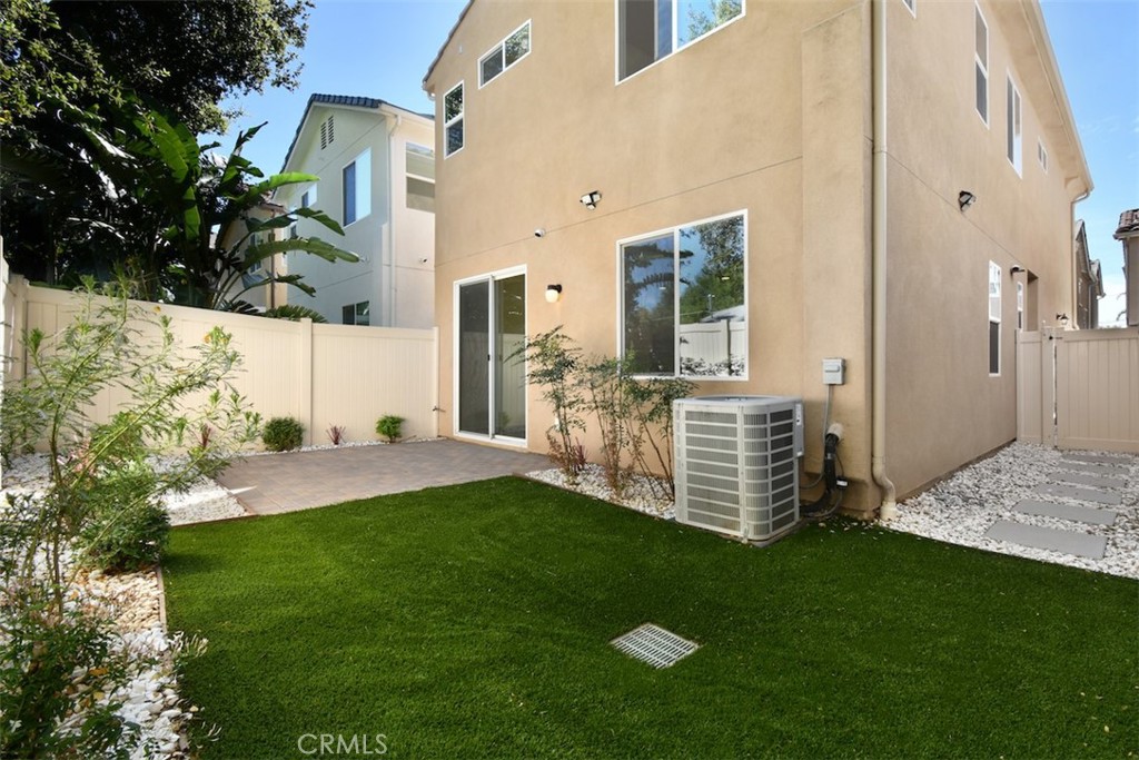 15163 W Rachel