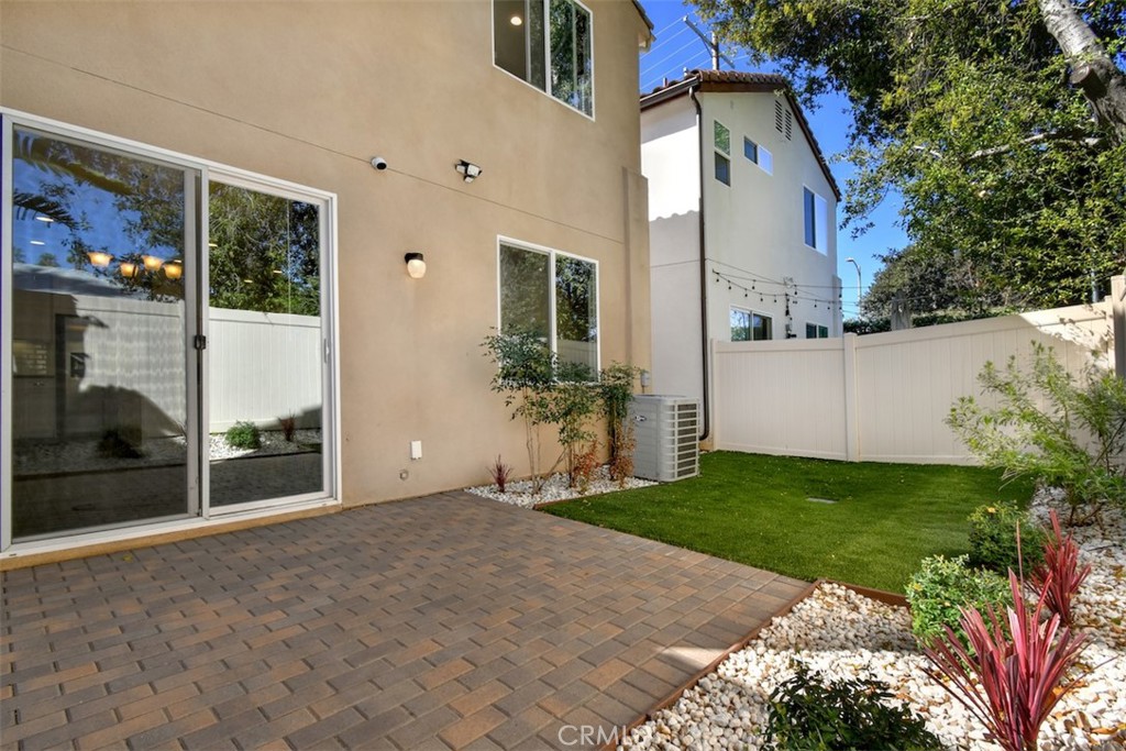 15163 W Rachel