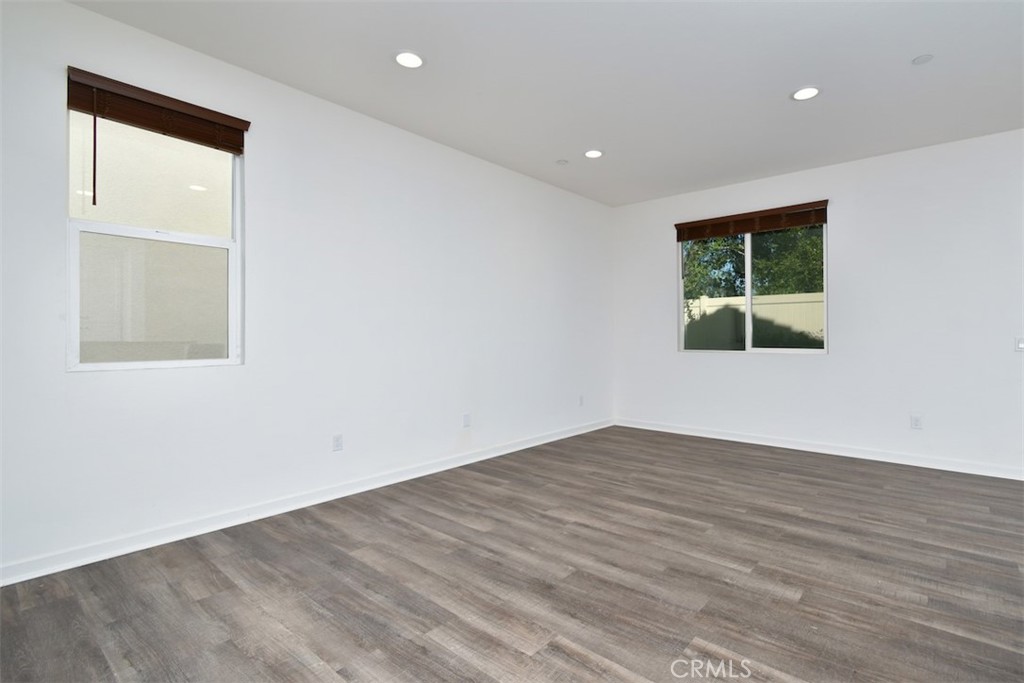 15163 W Rachel
