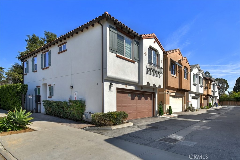 15163 W Rachel