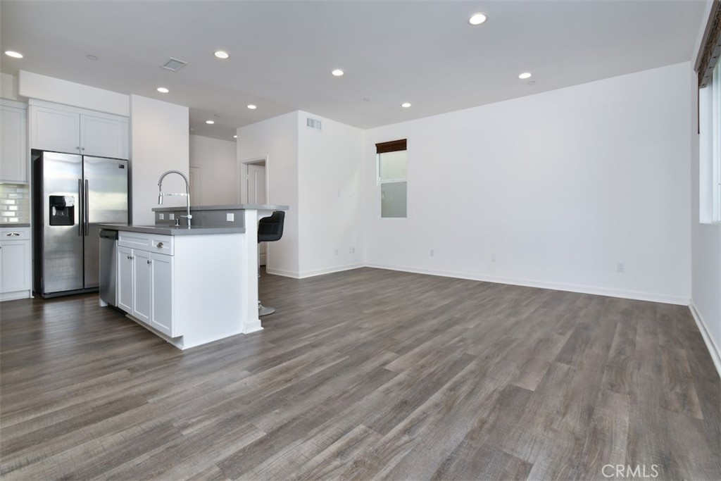 15163 W Rachel