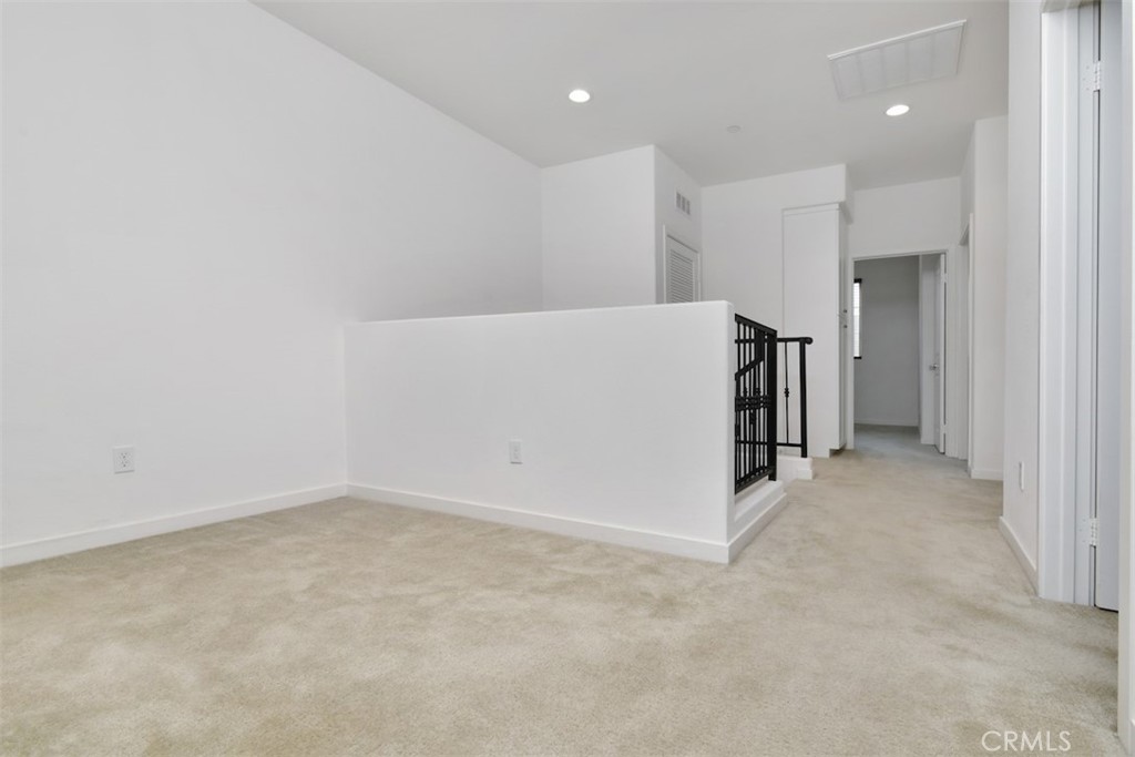 15163 W Rachel
