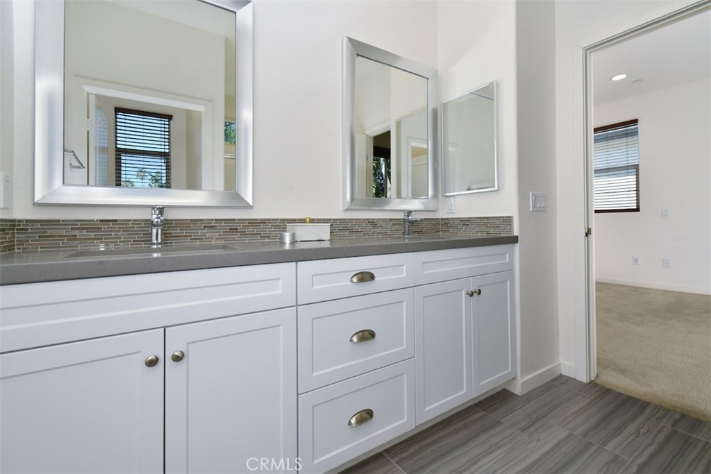 15163 W Rachel