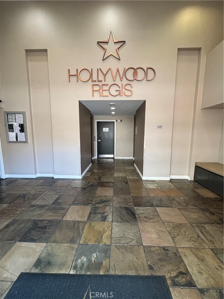 7320 Hawthorn
