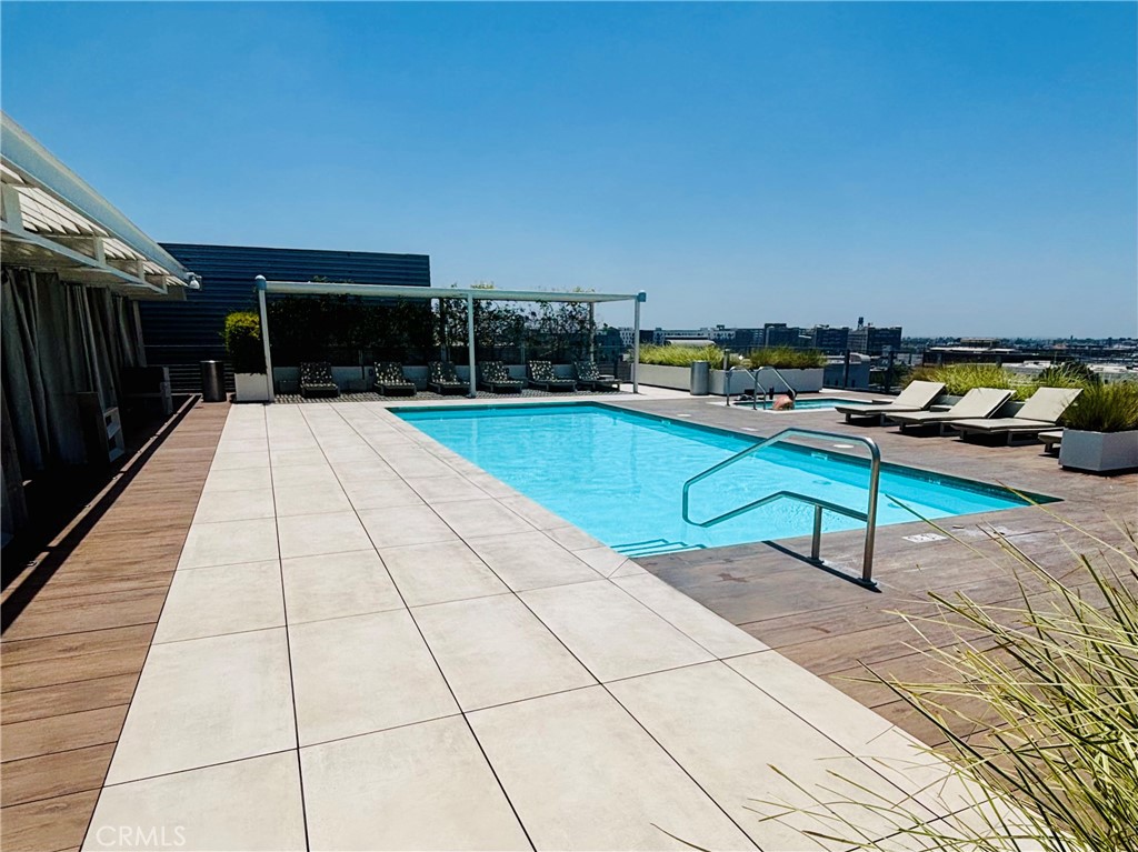 510 103 S Hewitt
