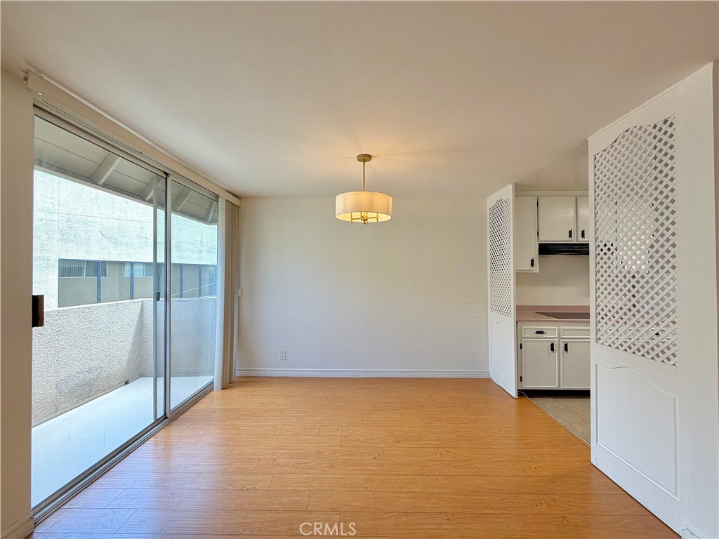 14141 Dickens