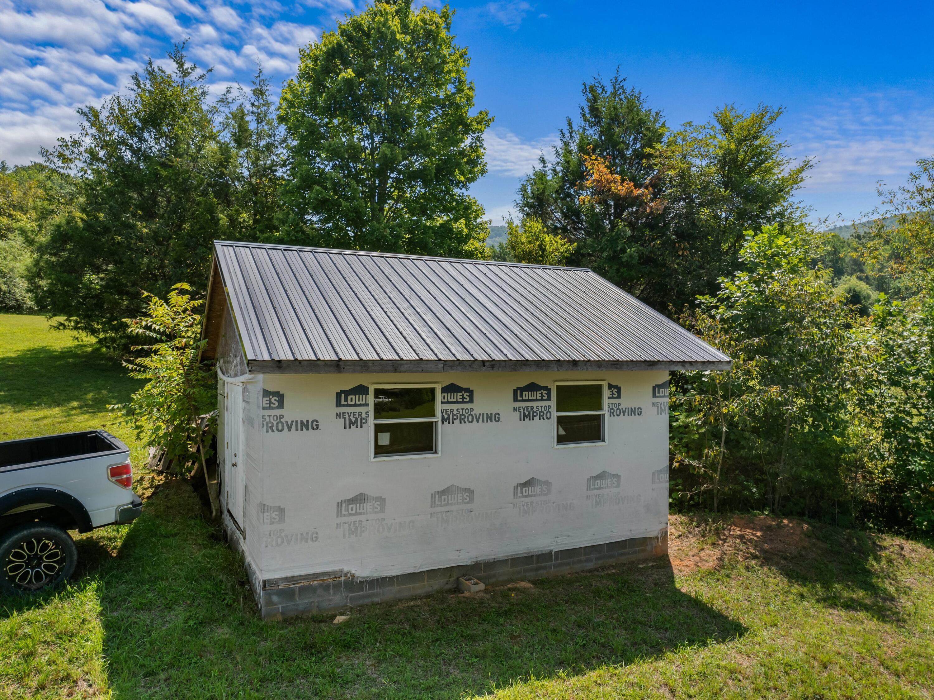 2560 Schisandra Lane