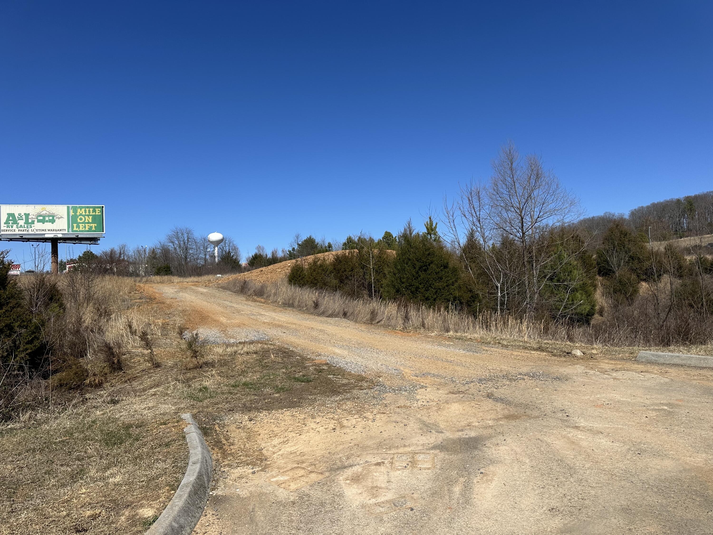 Lot 3 Winfield Dunn Pkwy