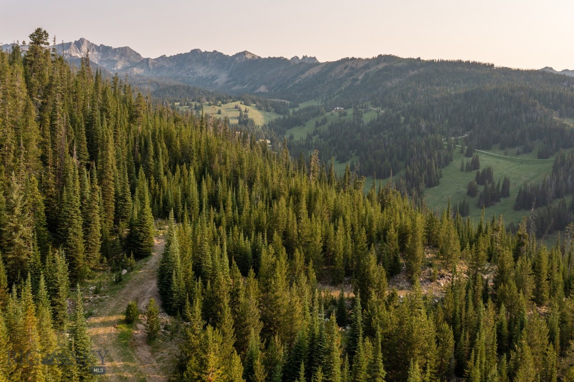 22 Ridgeview Loop