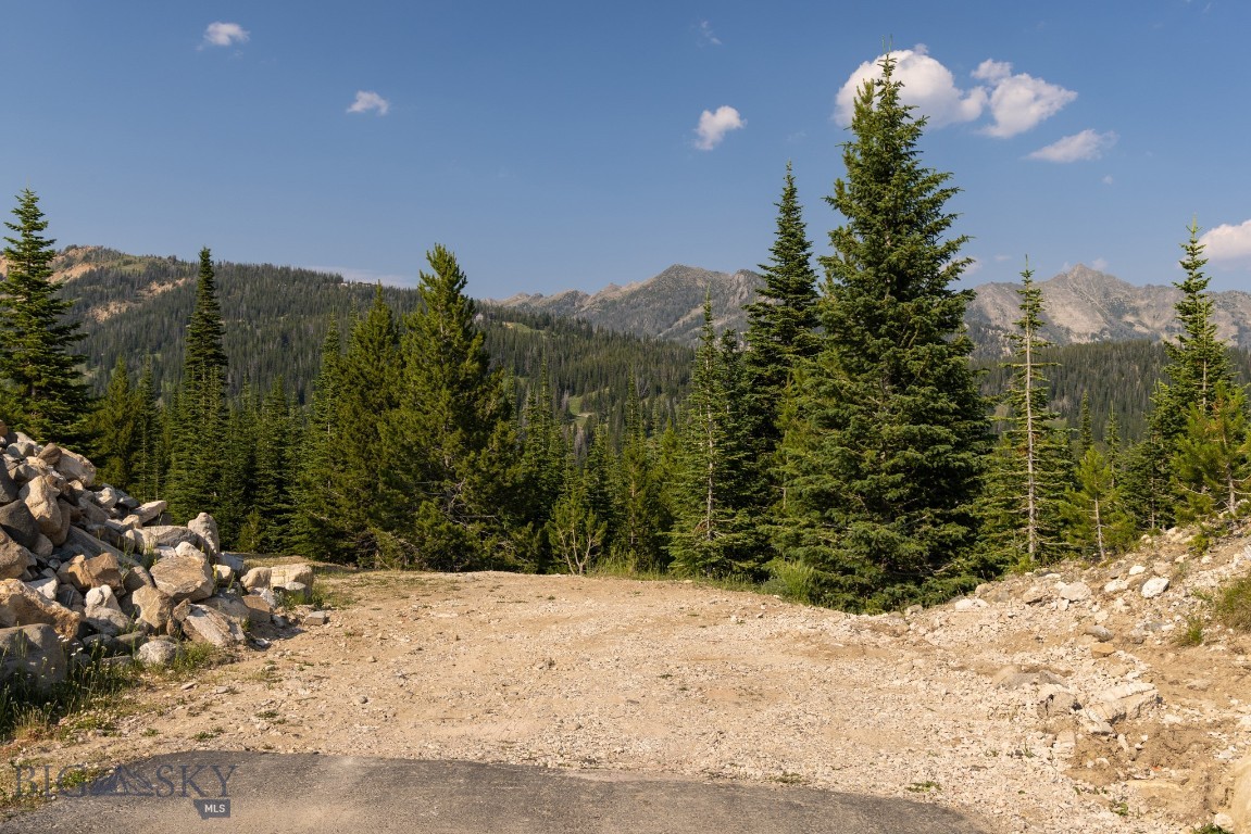 22 Ridgeview Loop