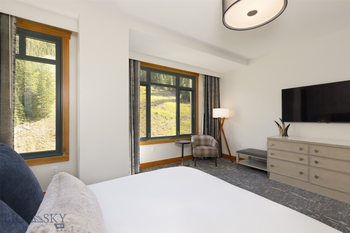60 Big Sky Resort Rd, Summit 10310