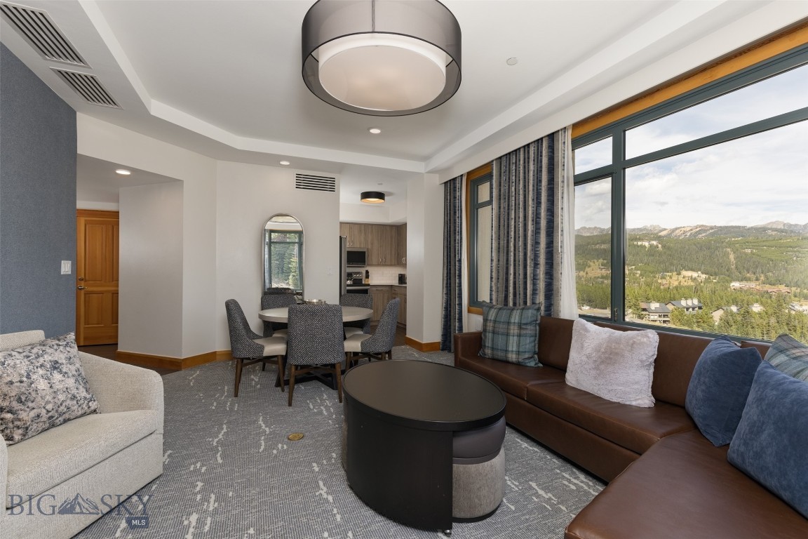 60 Big Sky Resort Rd, Summit 10310