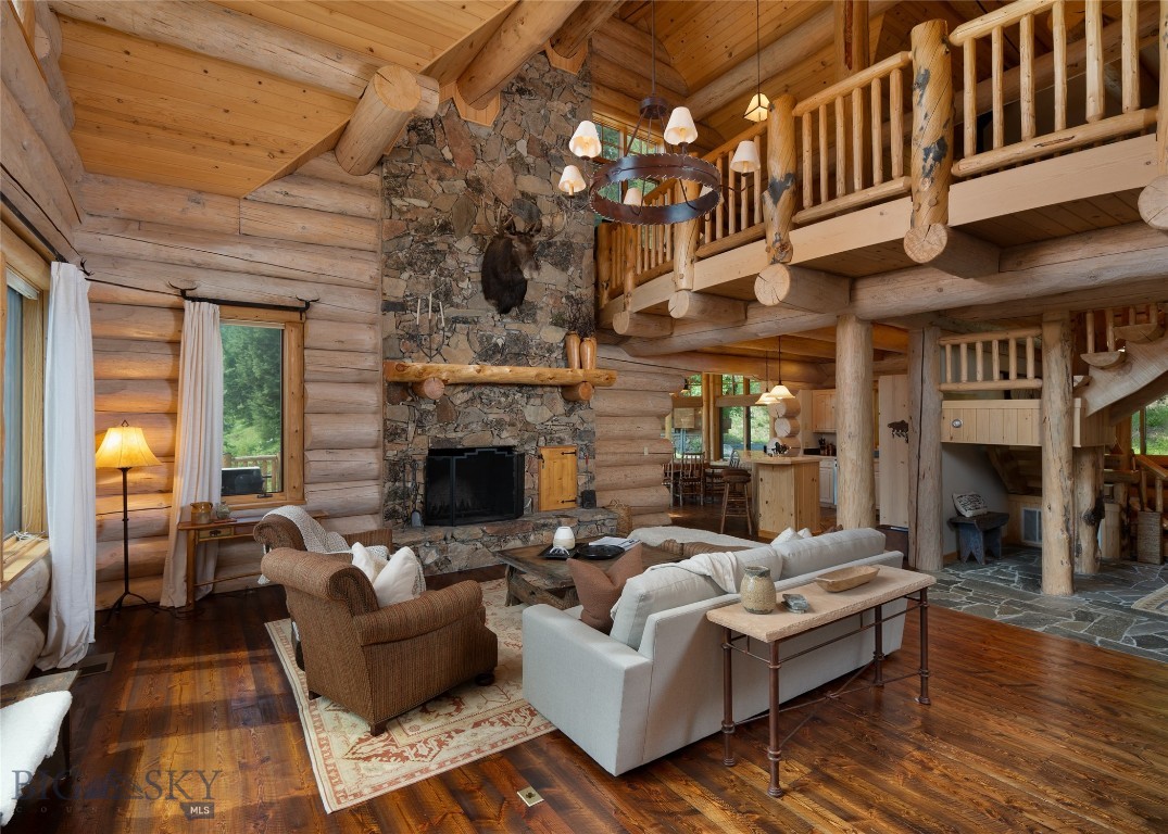 800 North Fork Road