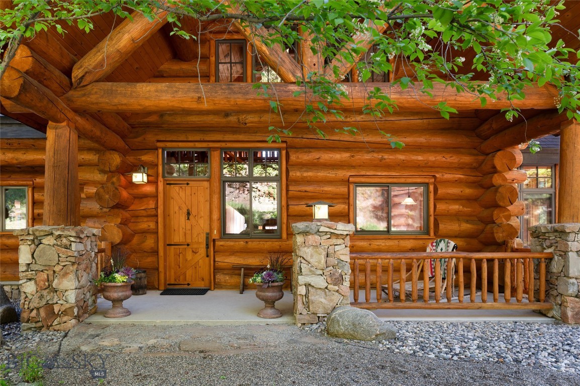 800 North Fork Road