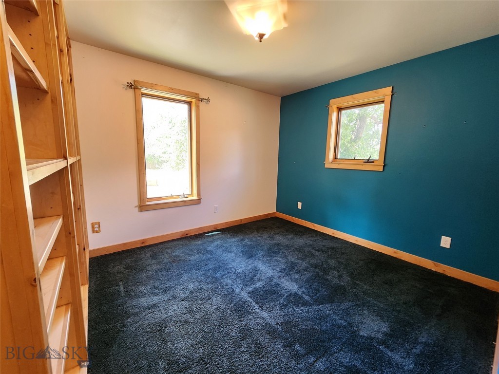 1214 W Koch