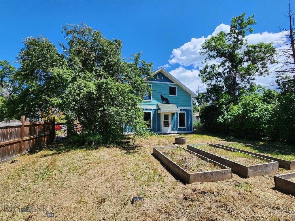 1214 W Koch
