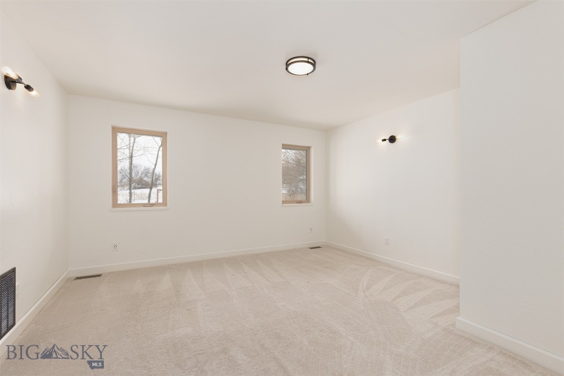 210 Talon Way