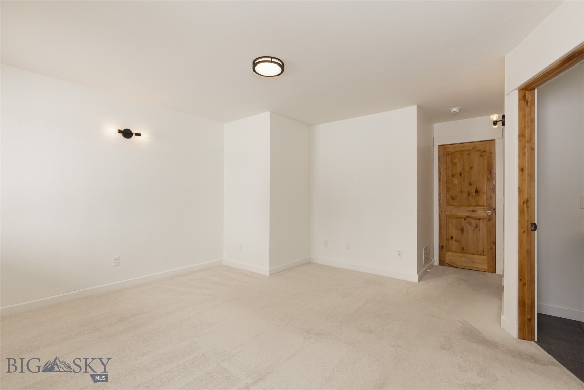 210 Talon Way