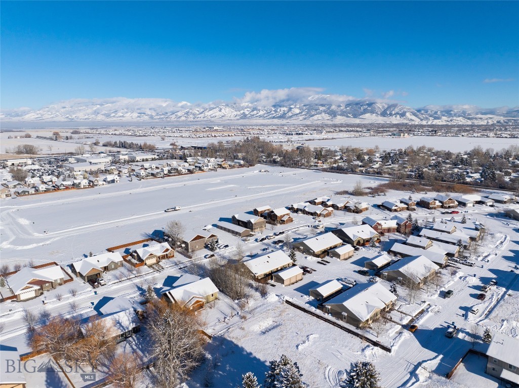 210 Talon Way