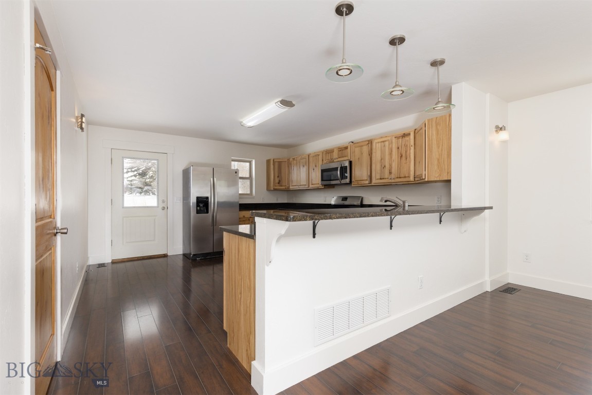 210 Talon Way