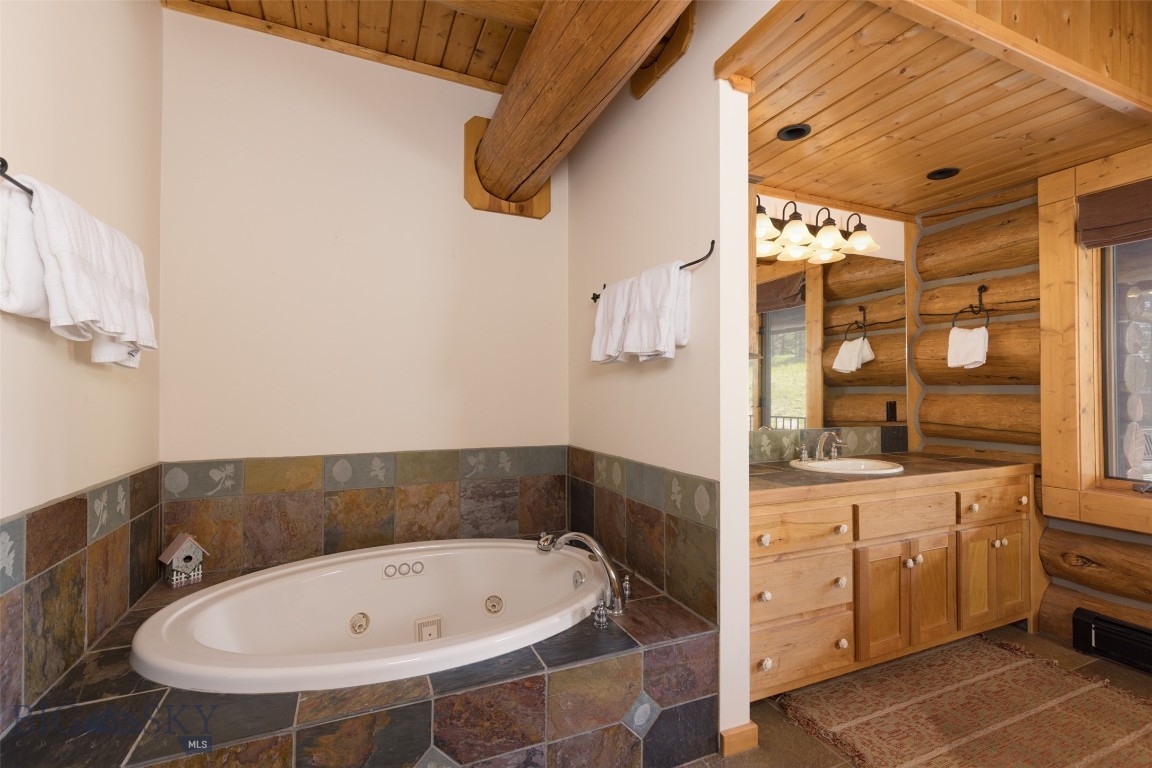 170 Hyalite Drive