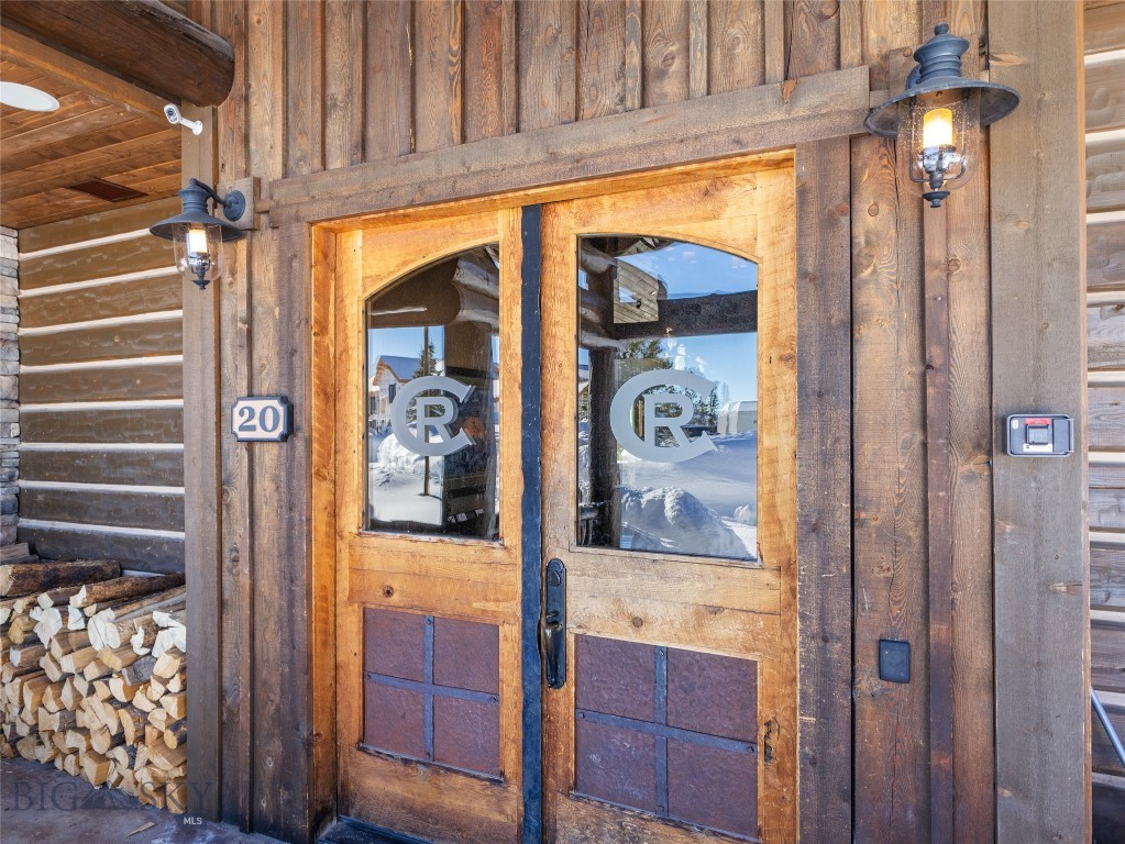 18 Upper Cascade Ridge Road 18