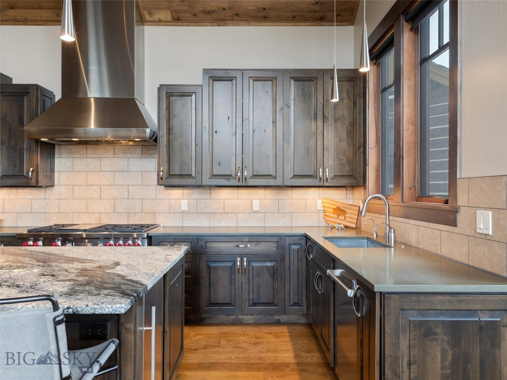 18 Upper Cascade Ridge Road 18