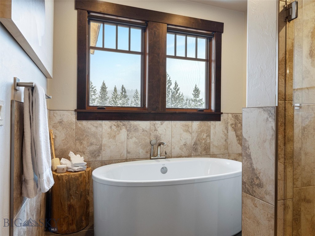 18 Upper Cascade Ridge Road 18