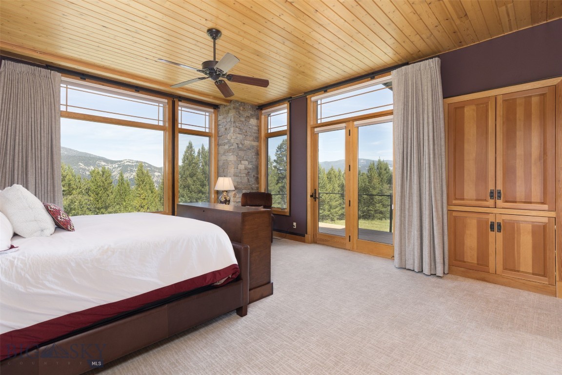 285 Majestic Peaks