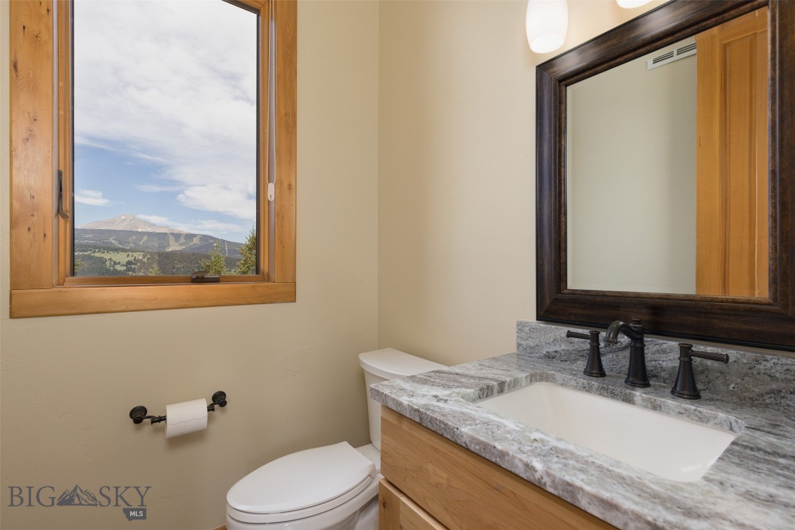 285 Majestic Peaks