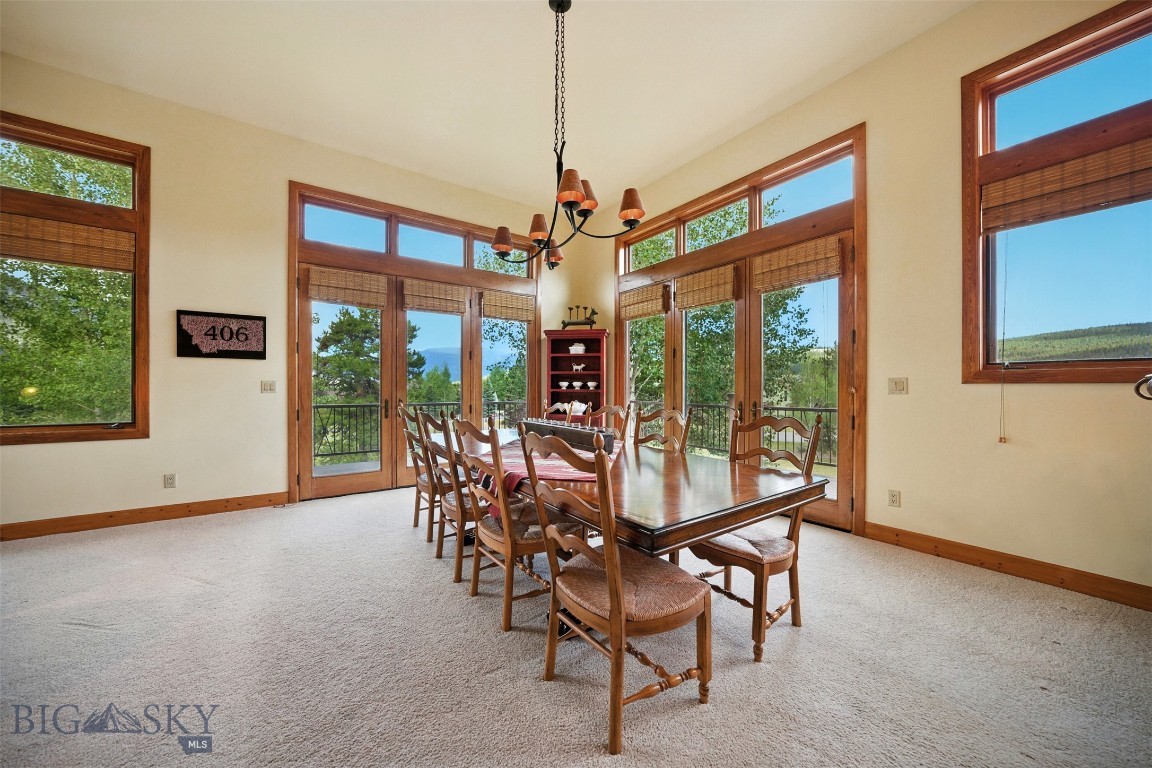 2130 Looking Glass