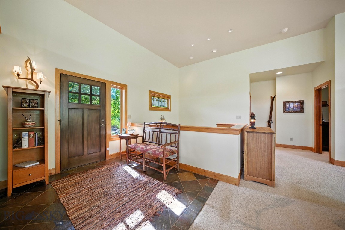 2130 Looking Glass